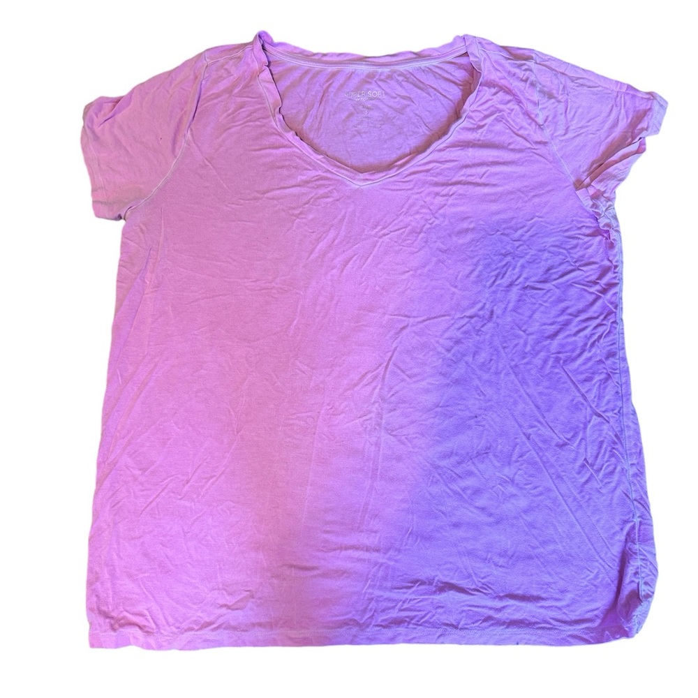 Torrid vintage wash pink short sleeve v neck tee,size 2